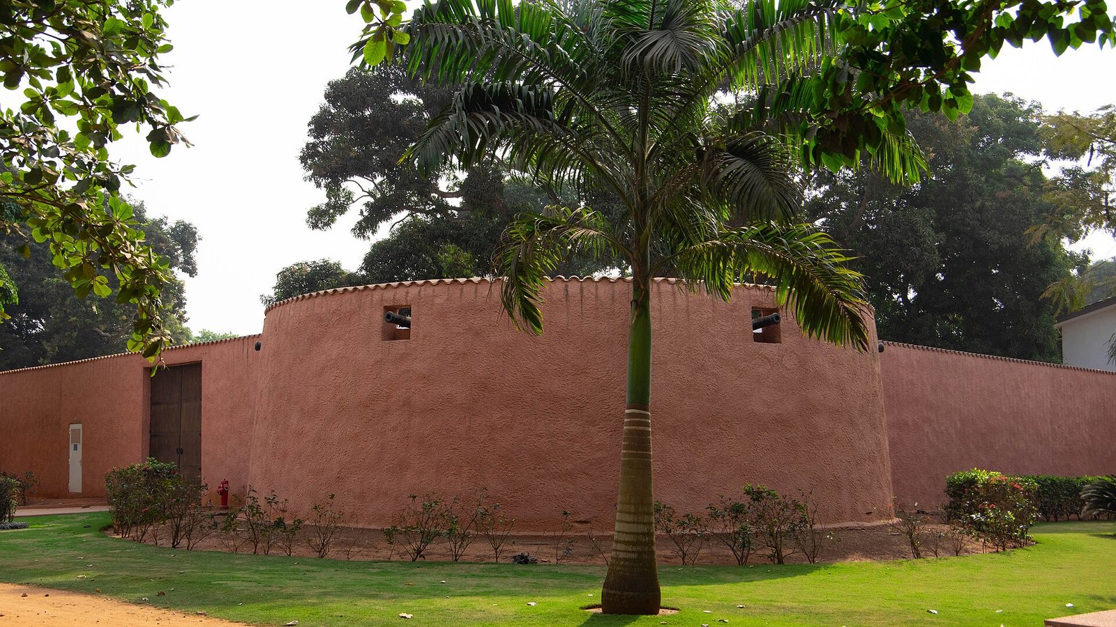 Les murs du Fort portugais